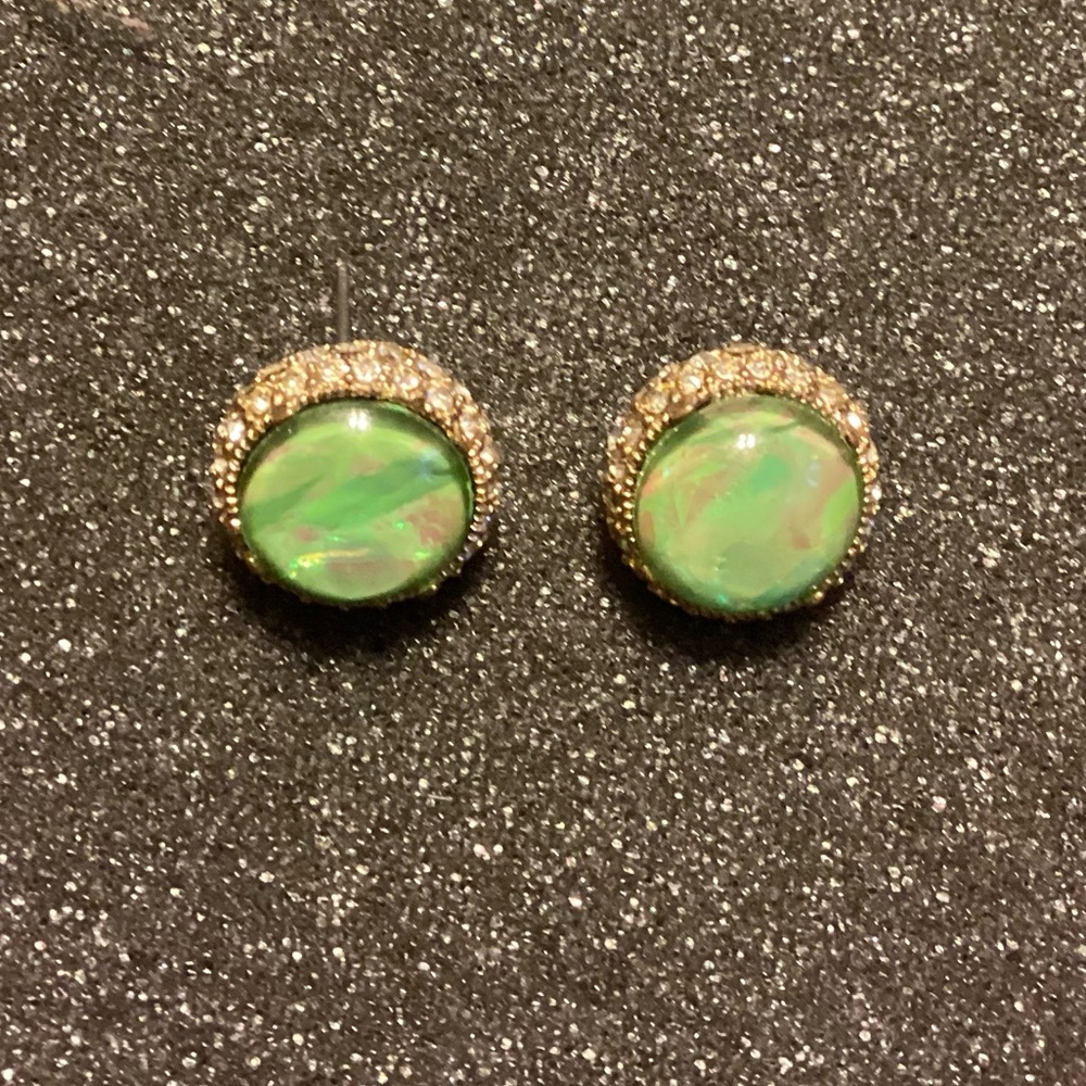 🚨Final🚨 Vintage Pierced Earrings Green Iridescent Surrounded with Clear Crystals